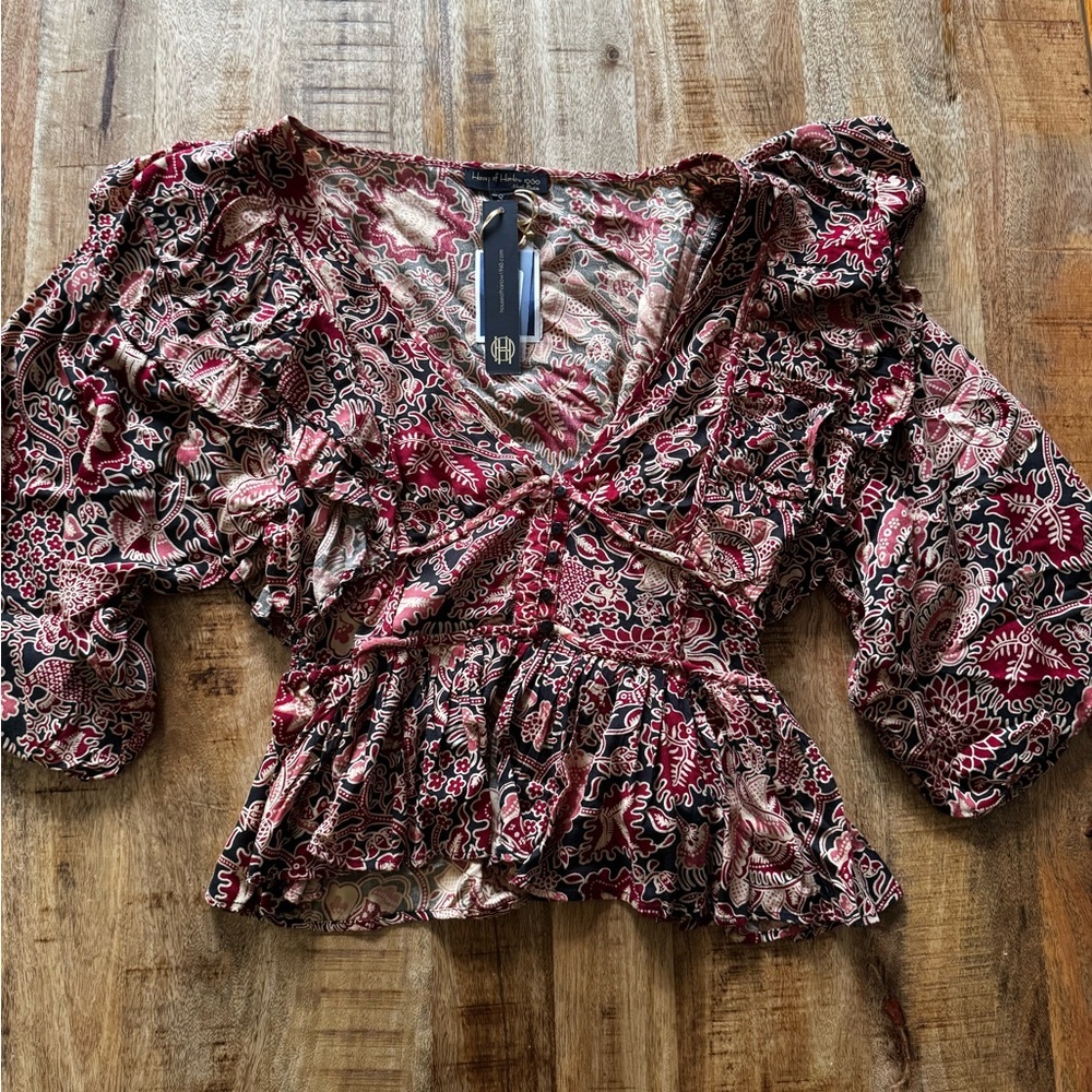 House of Harlow Bohemian Floral Blouse in Red and Black v neck flutter sleeves